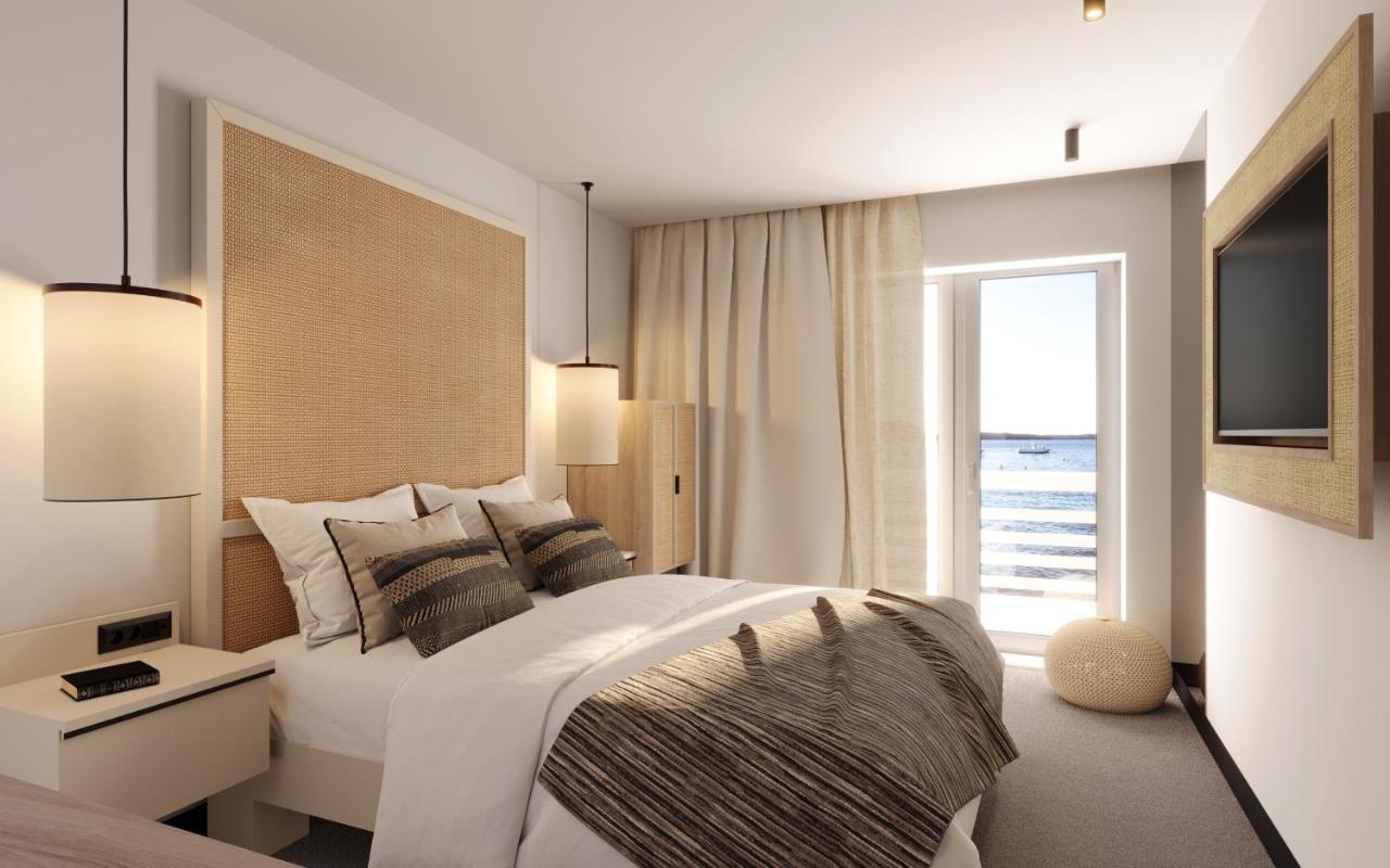 Beach Bay Hvar Hotel Hvar Town Bagian luar foto