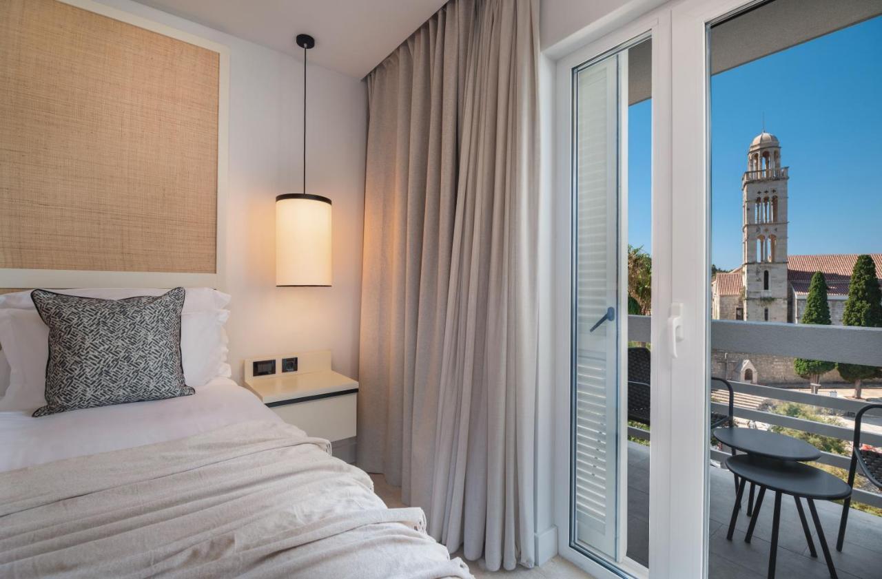 Beach Bay Hvar Hotel Hvar Town Bagian luar foto