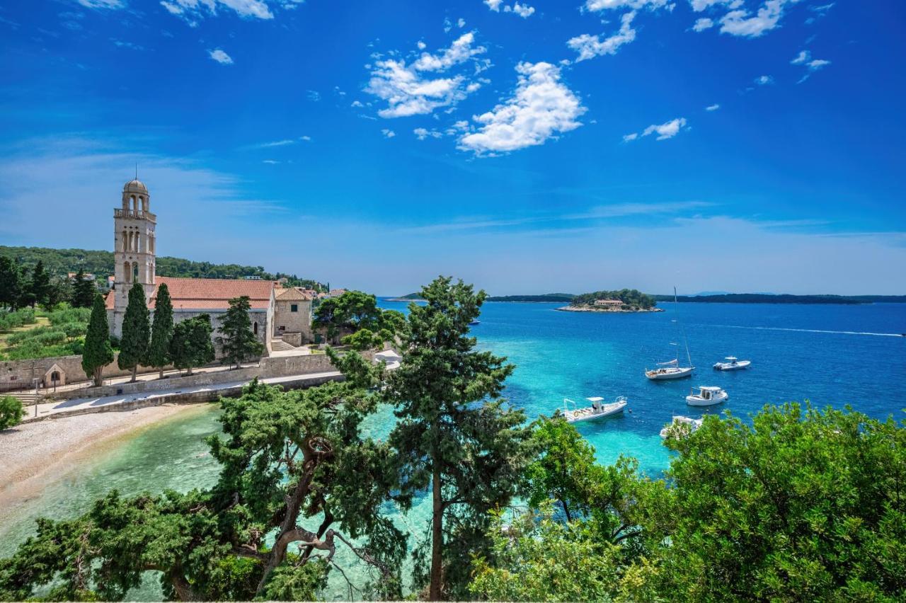 Beach Bay Hvar Hotel Hvar Town Bagian luar foto